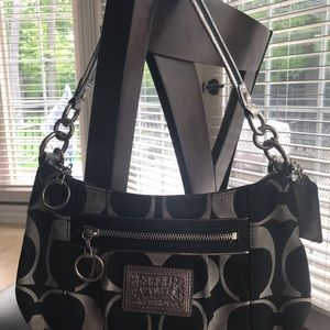 Authentic Coach shoulder bag
